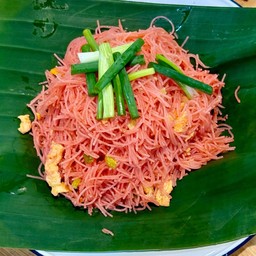 ผัดหมี่ชมพู