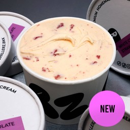 ไวท์ช็อกโกแลตสตรอว์เบอร์รี (4ออน 110 กลัม)