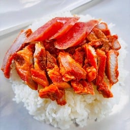 ข้าวหมูแดงพิเศษ