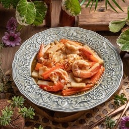 ยอดมะพร้าวผัดกุ้งสด