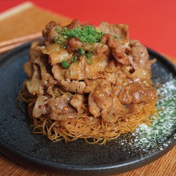 เส้นหมี่หม่าล่าสันคอหมูพ่นไฟ