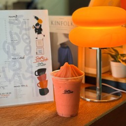 สตอเบอรี่ปั่น