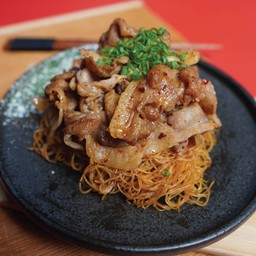 เส้นหมี่หม่าล่าหมูสามชั้นพ่นไฟ