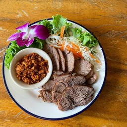 จิ้นนึ่งน้ำพริกข่า