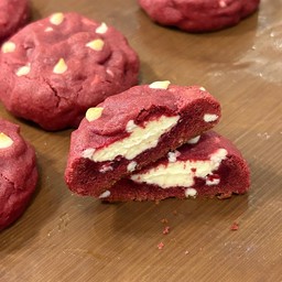 Red velvet creamcheese cookie