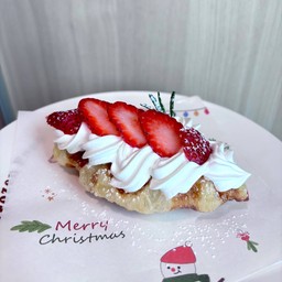 ครอฟเฟิลสตรอเบอร์รี่