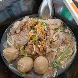 ธก๋วยเตี๋ยวอาหารตามสั่ง หนองเกตุ