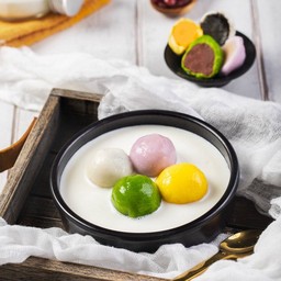 บัวลอย4สหายน้ำเต้าหู้