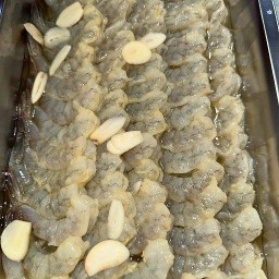 ร้านแซ่บสะดิ้ง _