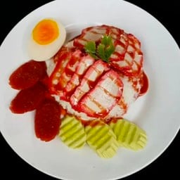 ชายโต ข้าวมันไก่ หมูเเดง