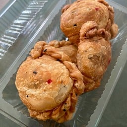 กะหรี่ปั๊บ คุณพริม ตลาดพลู