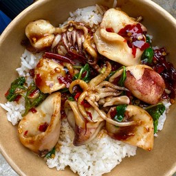 กะเพราปลาหมึก