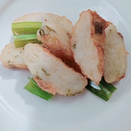 หัวไชเท้าฝองเต้าหู้