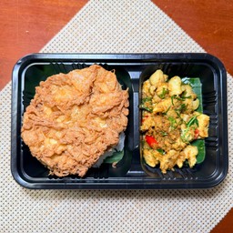 ข้าวเครื่องแกงไก่