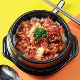 ข้าวหน้าหมูสามชั้นผัดกิมจิ