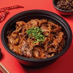 ข้าวหน้าสันคอหมูหม่าล่าไฟลุก