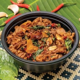 ข้าวกะเพราเนื้อออสเตรเลียพ่นไฟ