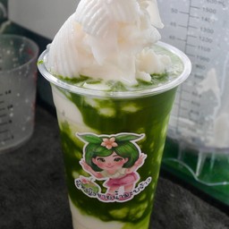 ชาเขียวมะพร้าวนมสดปั่น ขนาด 22 ออนซ์