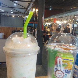 นมเปรี้ยวปีโป้ปั่น