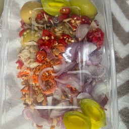 ผลไม้ทรงเครื่อง ผลไม้สด บายหญิงแอ๋ว พัทยา