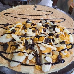 ร้านก๋วยเตี๋ยวเรืออยุธยาสูตรดั้งเดิม หน้าเซเว่นดวงกมล