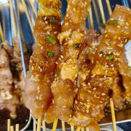 หมูหมักซอสน้ำแดง