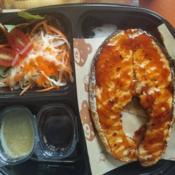 ข้าวหน้าปลาแซลม่อนราดซอสเทอริยากิ