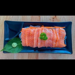 แซลมอล ซาซิมิ 100 กรัม