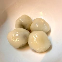 บัวลอยเปล่า