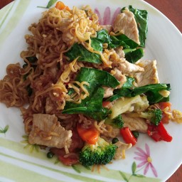 ผัดมาม่าขี้เมา