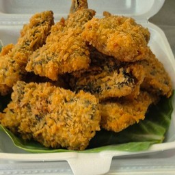 โนริมากิ(หมูทรงเครื่องสาหร่ายคัตสึ)ฟรีแปปซี่1ขวดเล็ก