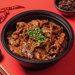 ข้าวหน้าสันคอหมูหม่าล่าไฟลุก