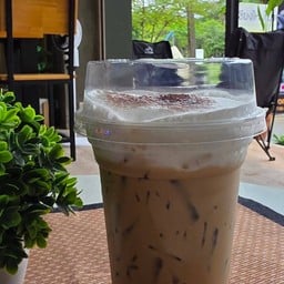 Tun Tun Coffee & Bekery