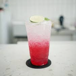 แดงมะนาวโซดา (Red Soda with Lime)