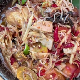 ส้มตำซั่วปูปลาหร้าหมูยอ