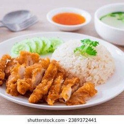 ข้าวมันไก่ทอด