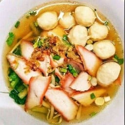 เจ๊หญิงบะหมี่เกี๊ยว(จันทนิมิต)