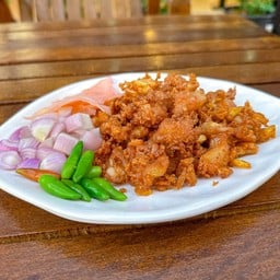 แหนมเอ็นไก่ทอด