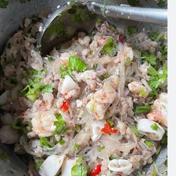 ยำวุ้นเส้น