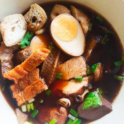 ก๋วยจั๊บโบราณร้านเต็มคำ