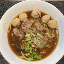 พรประเสริฐ(ก๋วยเตี๋ยวโต๊ะพร)ข้างสุเหร่า