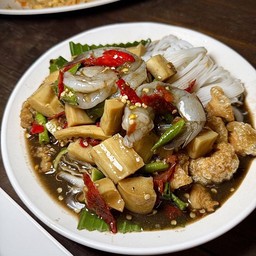 ตำน้ำปู หน่อไม้กุ้งสด