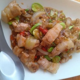 ผัดสะตอกะปิ