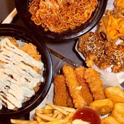 ของทอดอร่อยเหาะ เพชรเกษม108