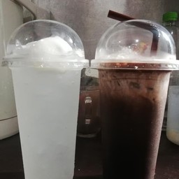 ลูกแก้วมะพร้าวปั่นนมสด