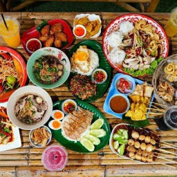 ก๋วยเตี๋ยวเรือพุงโต ถนนศรีนครินทร์ - ร่มเกล้า ตัดใหม่