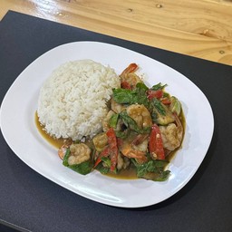 กุ้งผัดซอสเขียวหวาน