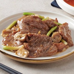 เนื้อ หมู ผัดน้ำมันหอย