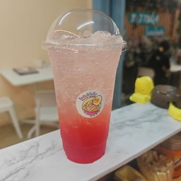 สตอเบอรี่โซดา