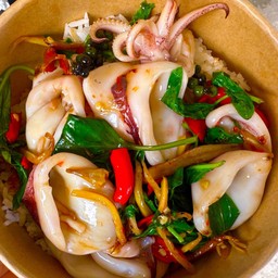 ผัดฉ่าปลาหมึก